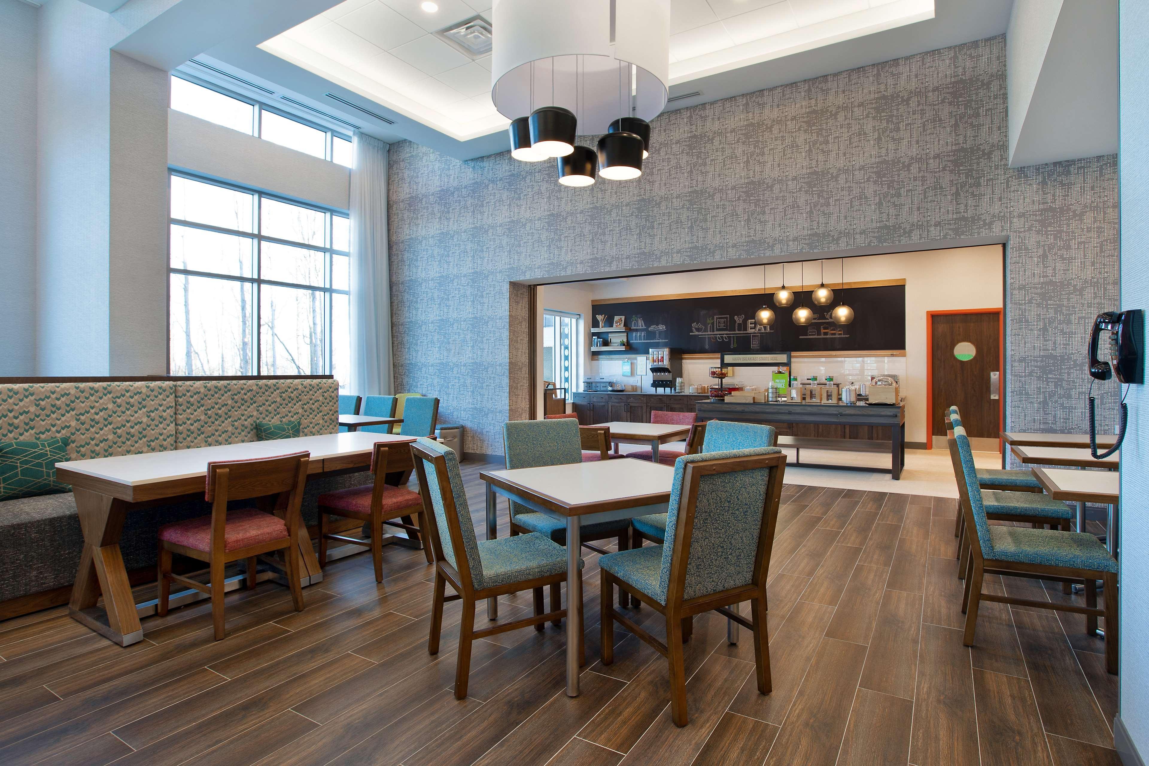 Hampton Inn & Suites Ottawa West, Ontario, Canada Luaran gambar