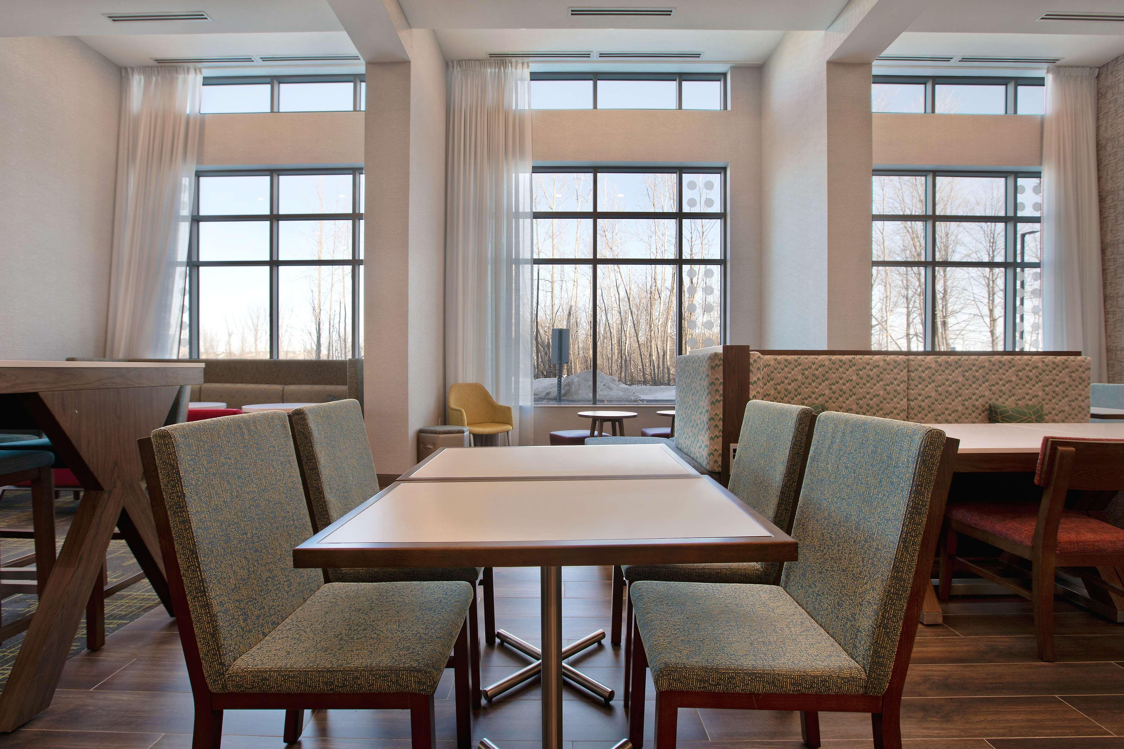 Hampton Inn & Suites Ottawa West, Ontario, Canada Luaran gambar