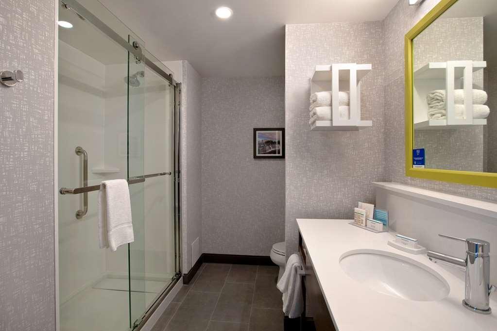 Hampton Inn & Suites Ottawa West, Ontario, Canada Luaran gambar