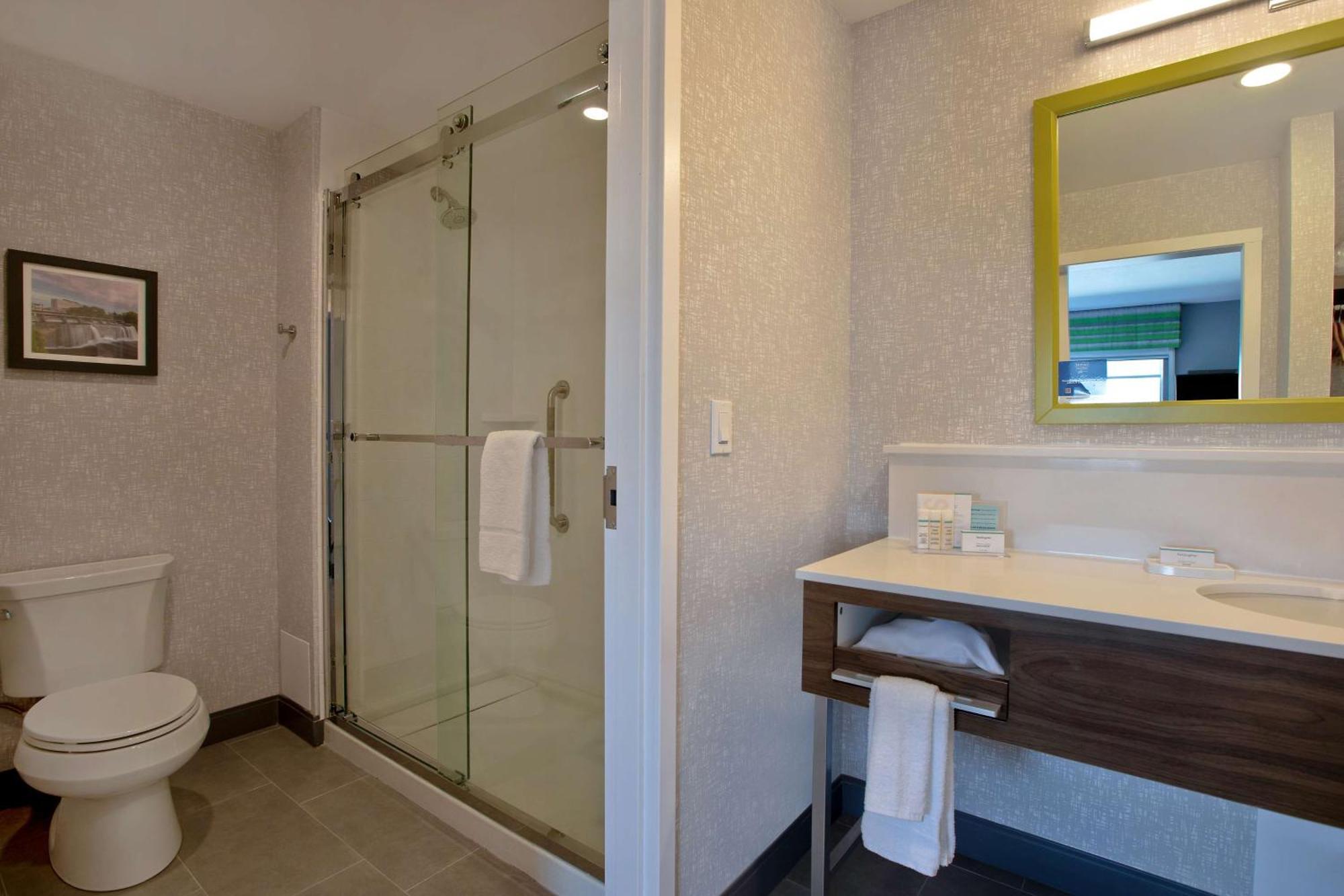 Hampton Inn & Suites Ottawa West, Ontario, Canada Luaran gambar