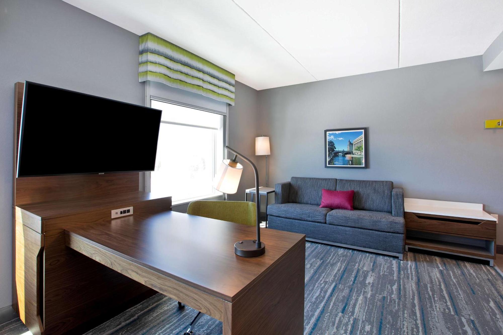 Hampton Inn & Suites Ottawa West, Ontario, Canada Luaran gambar